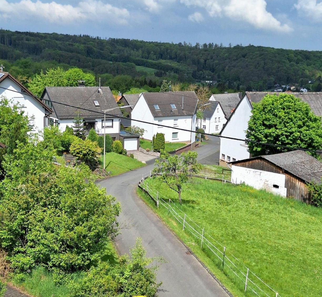 Gemuetliche Im Rheinischen Westerwald Apartment